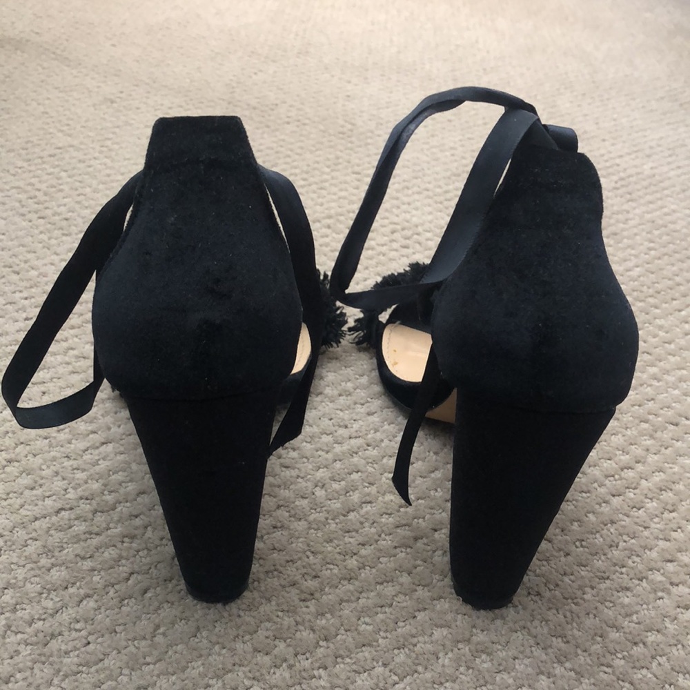 Heels - Picture 3 of 4